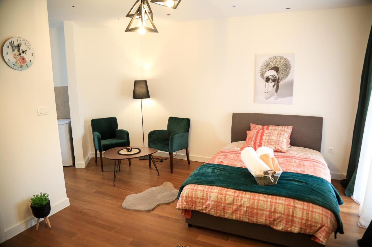 Aria Apartmani Ποντγορίτσα Εξωτερικό φωτογραφία